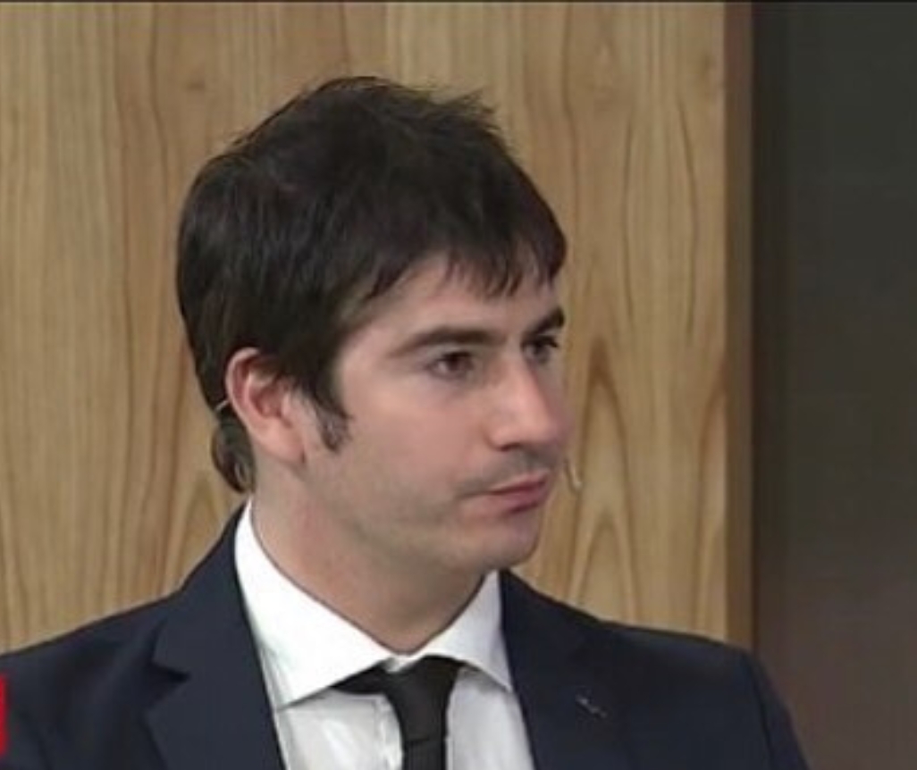 Doctor Oscar Echarren